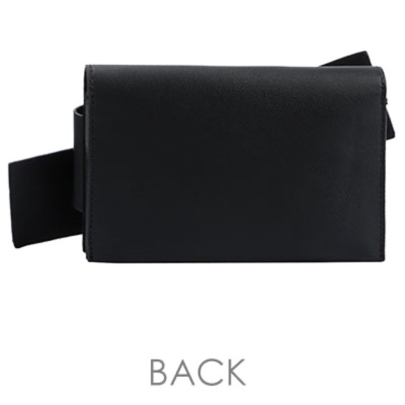 Oversized Tie Detail Leather Clutch - Picture 2 of 7